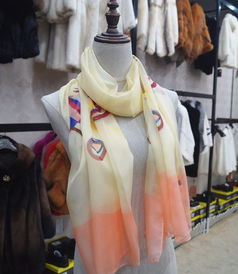 茶山這家廠瘋了,5000條絲巾免費(fèi)送